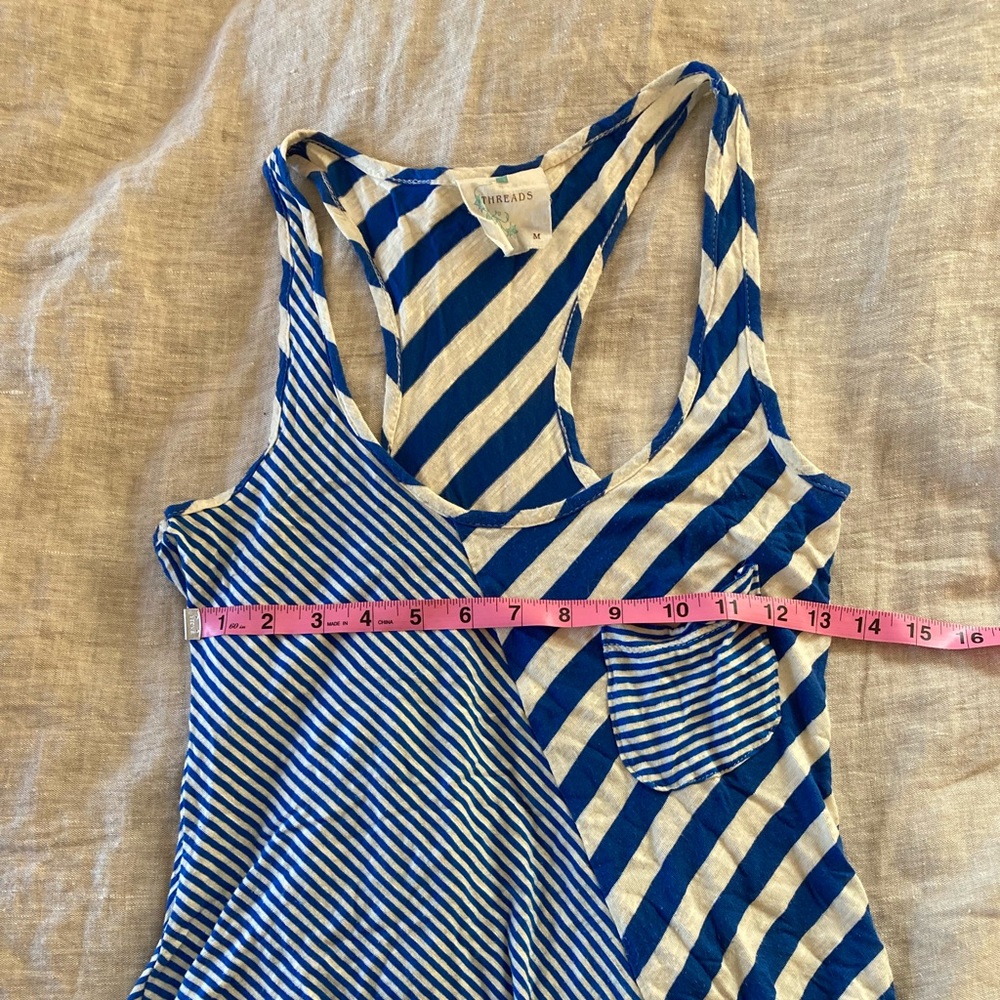 Asymmetric Racer Back Striped Tank Top - Picture 7 of 9